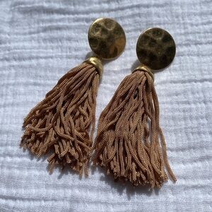 Francesca’s Collection Tan Tassel Earrings Gold